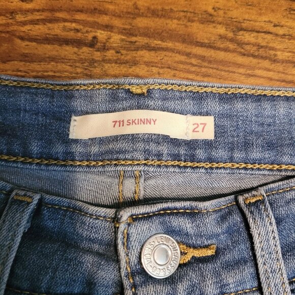 Levi's Jeans Sz 27 Skinny 711 Mid Rise Medium Light Wash Stretch Denim Western - Picture 4 of 12
